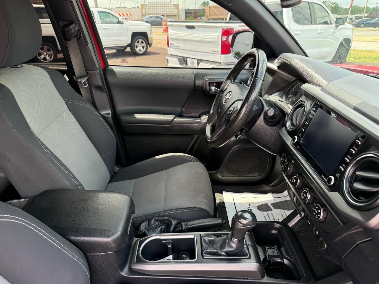 Toyota Tacoma 4WD TRD Sport Double Cab 5' Bed AT (Natl) 2020