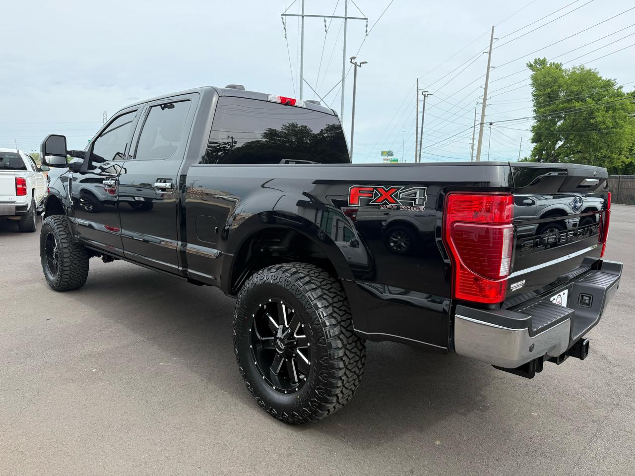 Ford Super Duty F-250 SRW XLT 4WD Crew Cab 6.75' Box 2022