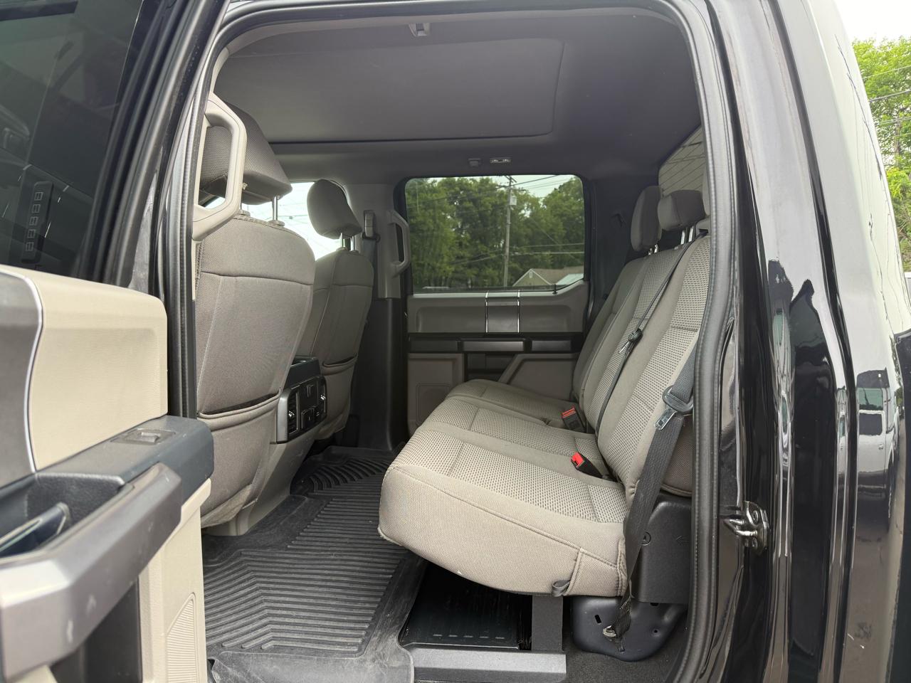 Ford Super Duty F-250 SRW XLT 4WD Crew Cab 6.75' Box 2022