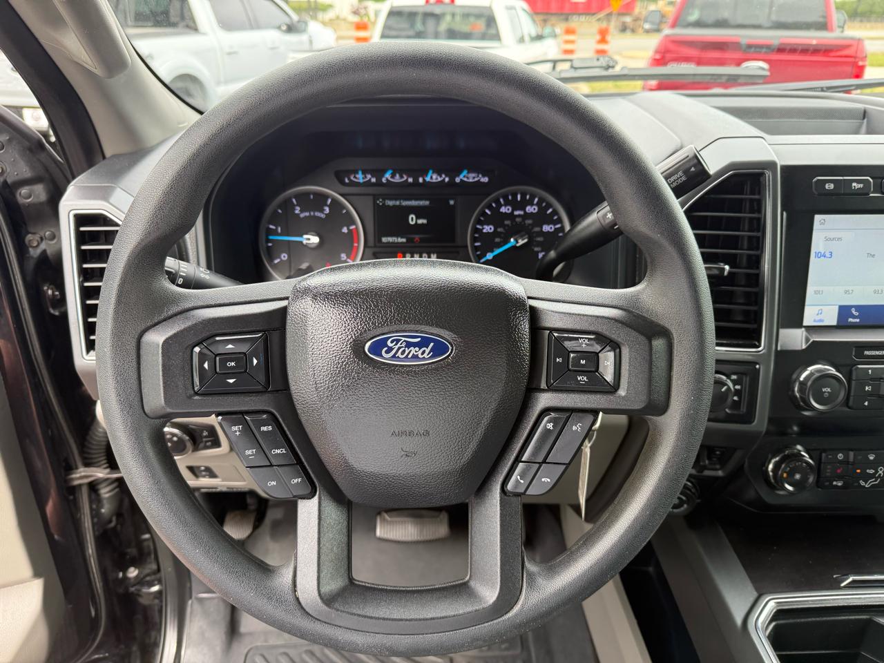 Ford Super Duty F-250 SRW XLT 4WD Crew Cab 6.75' Box 2022