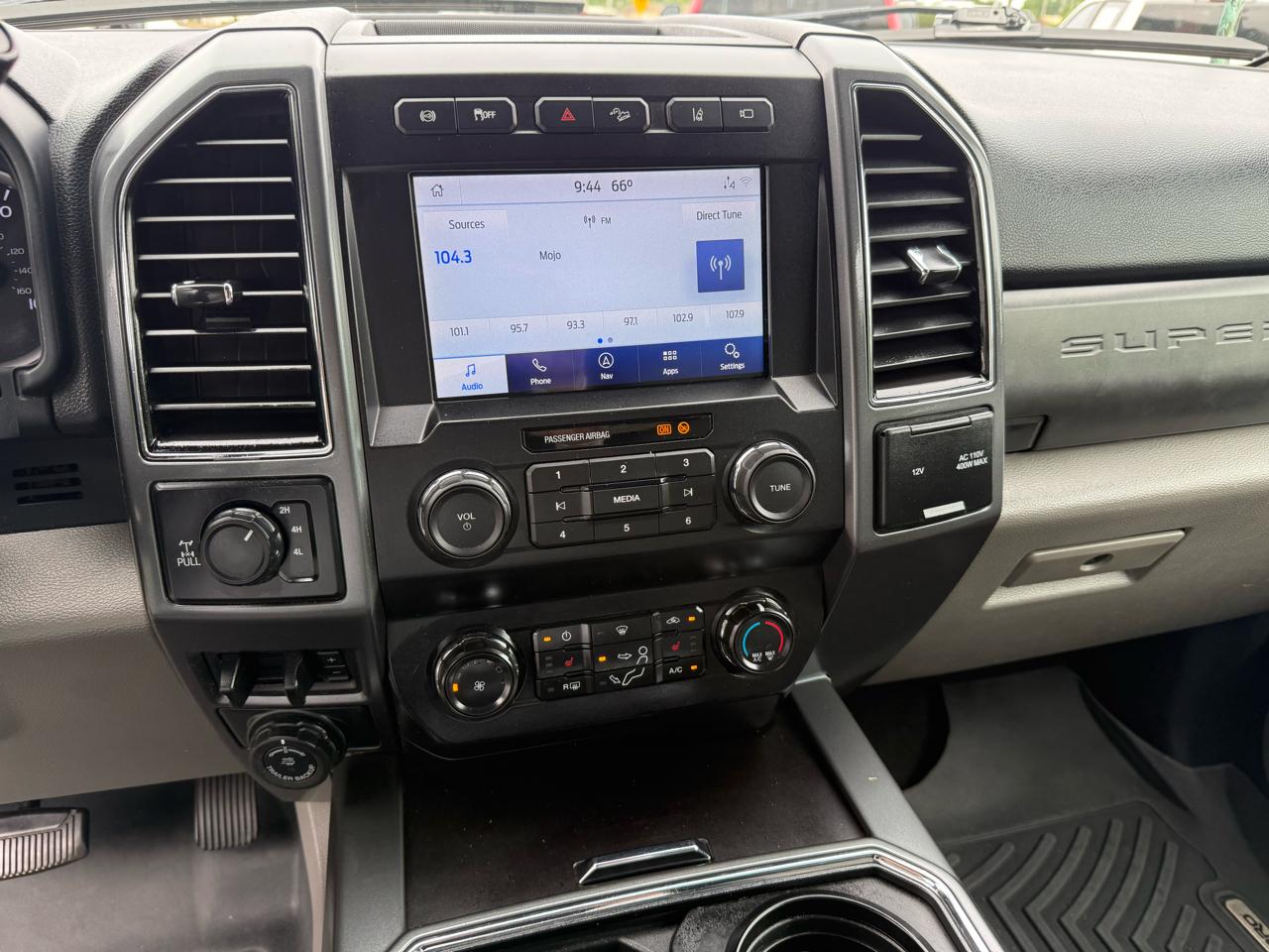 Ford Super Duty F-250 SRW XLT 4WD Crew Cab 6.75' Box 2022