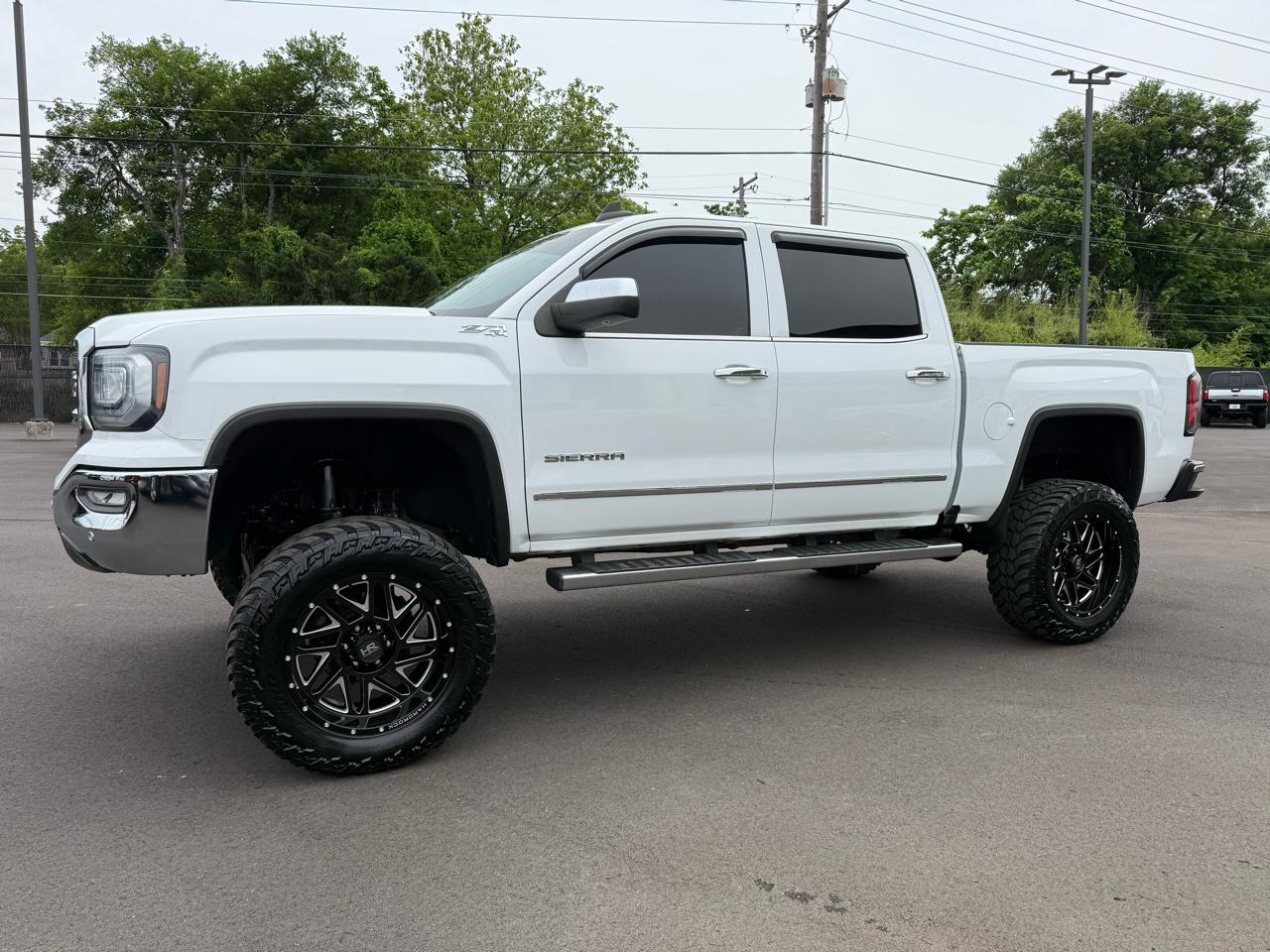 GMC Sierra 1500 4WD Crew Cab 143.5" SLT 2018