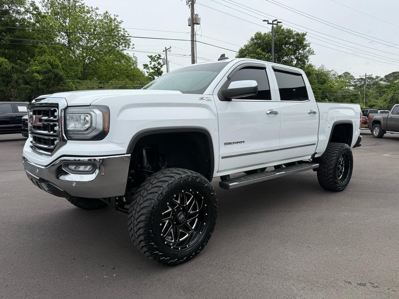 GMC Sierra 1500 4WD Crew Cab 143.5" SLT 2018