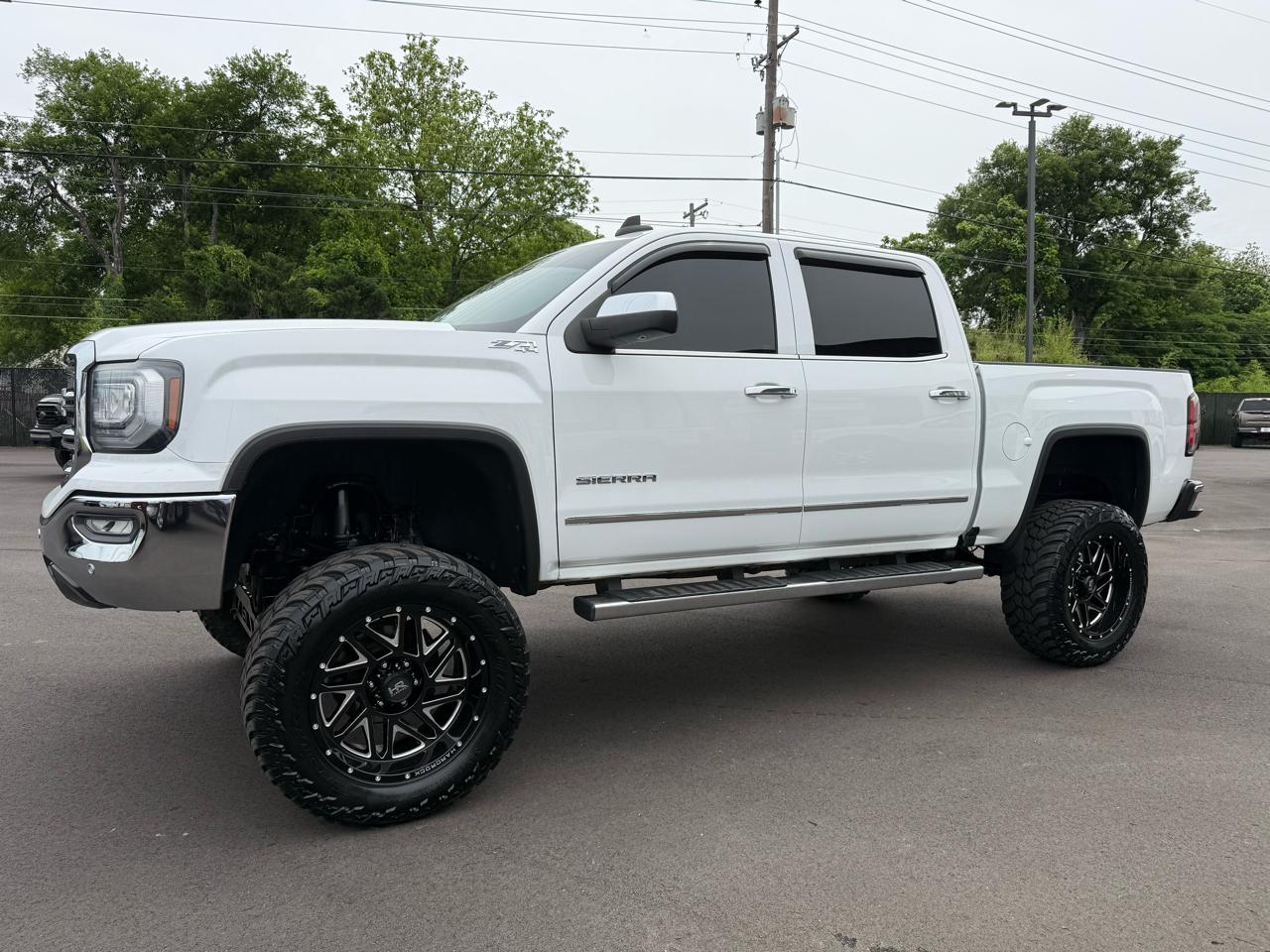 GMC Sierra 1500 4WD Crew Cab 143.5" SLT 2018
