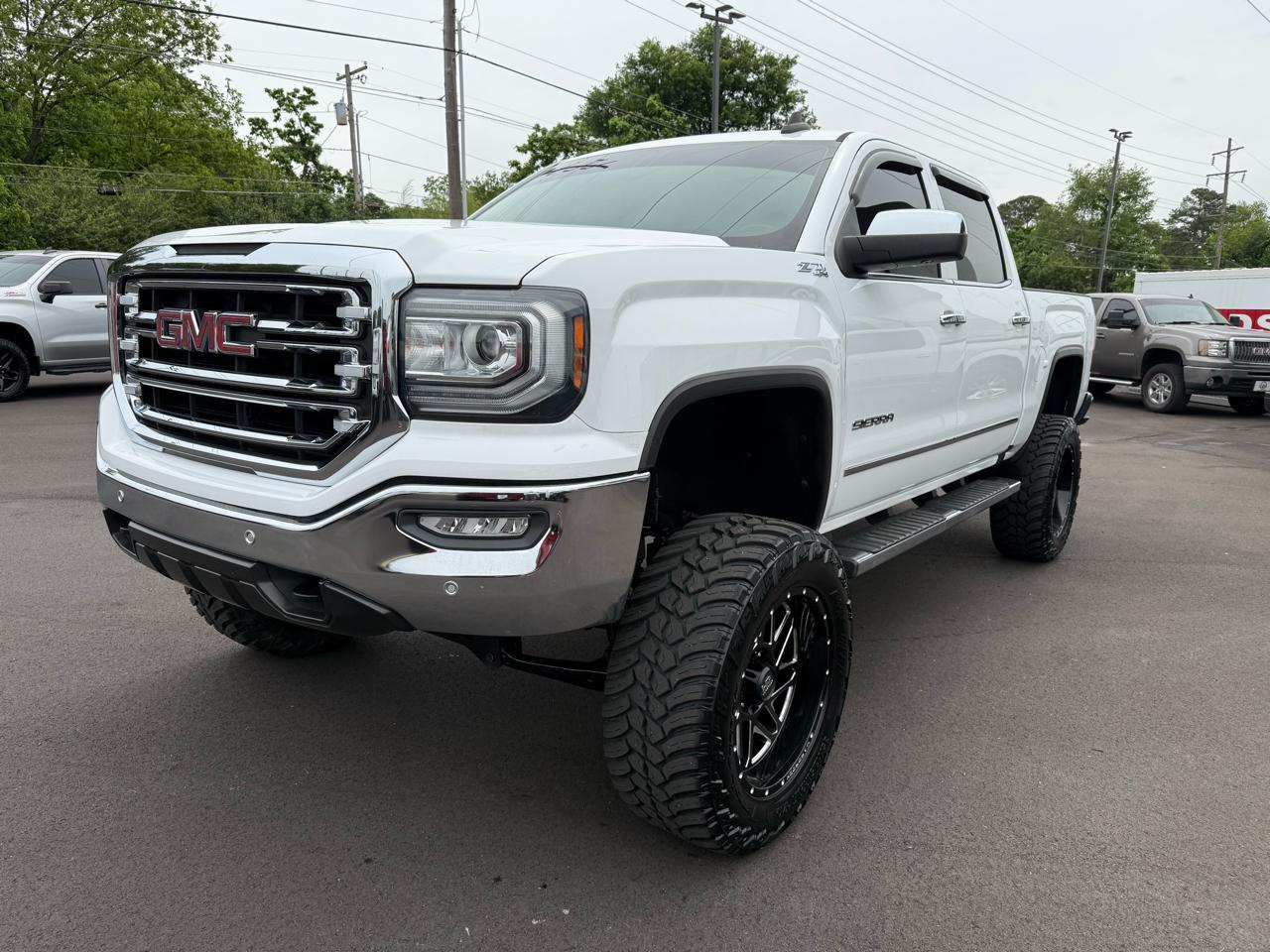 GMC Sierra 1500 4WD Crew Cab 143.5" SLT 2018