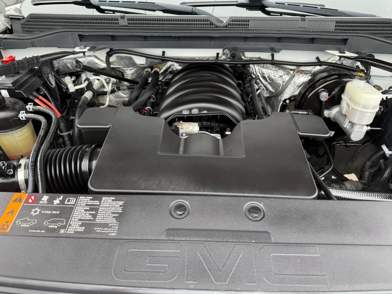 GMC Sierra 1500 4WD Crew Cab 143.5" SLT 2018