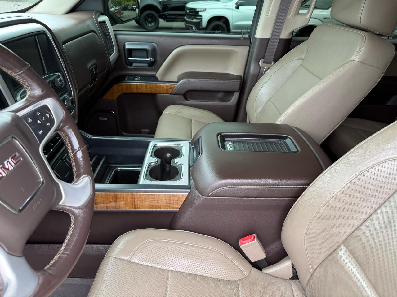 GMC Sierra 1500 4WD Crew Cab 143.5" SLT 2018