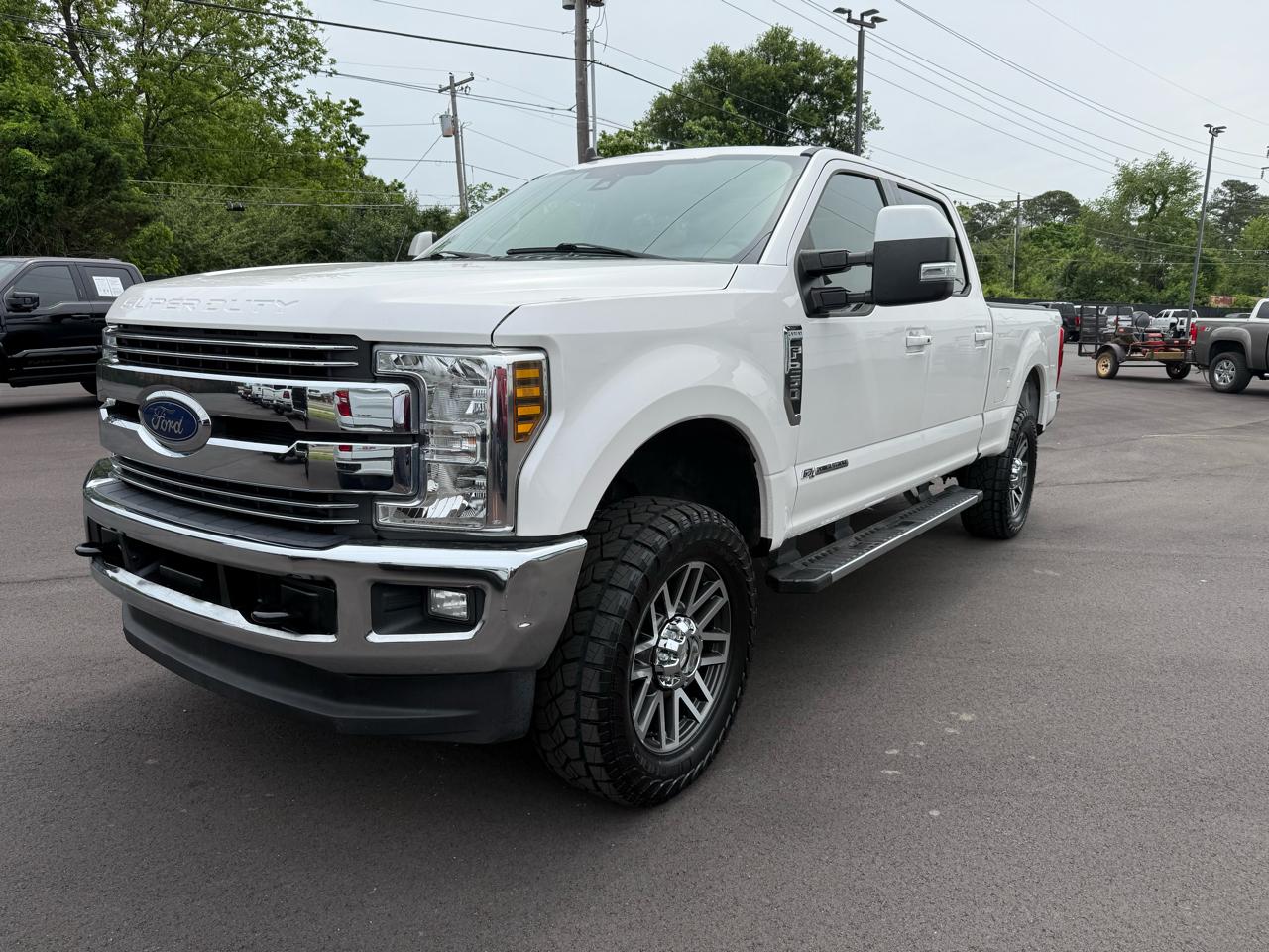 Ford Super Duty F-250 SRW Lariat 4WD Crew Cab 6.75' Box 2019