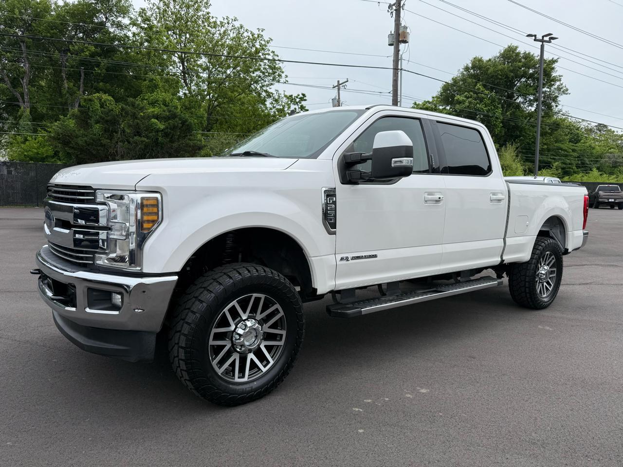 Ford Super Duty F-250 SRW Lariat 4WD Crew Cab 6.75' Box 2019