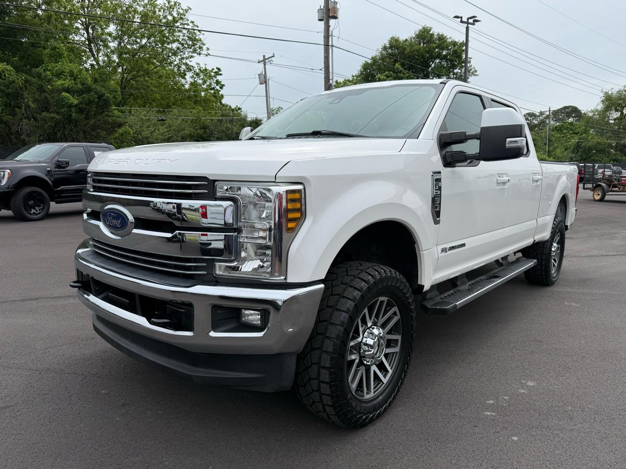 Ford Super Duty F-250 SRW Lariat 4WD Crew Cab 6.75' Box 2019