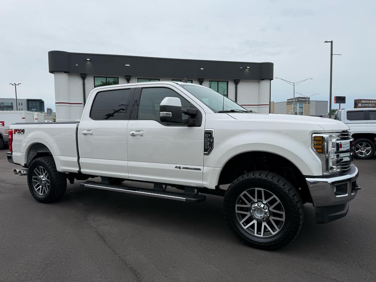 Ford Super Duty F-250 SRW Lariat 4WD Crew Cab 6.75' Box 2019