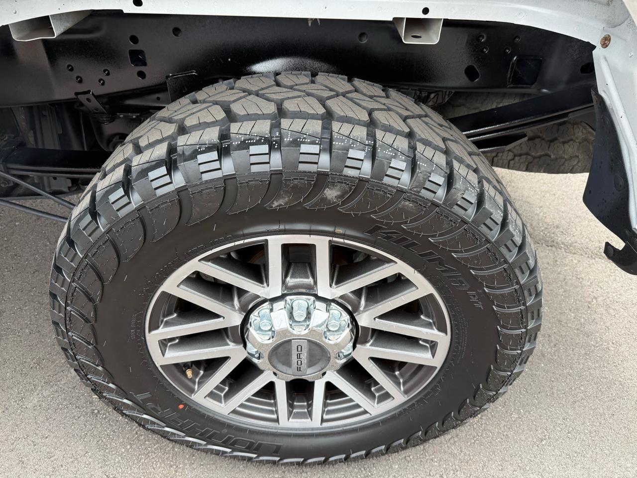 Ford Super Duty F-250 SRW Lariat 4WD Crew Cab 6.75' Box 2019