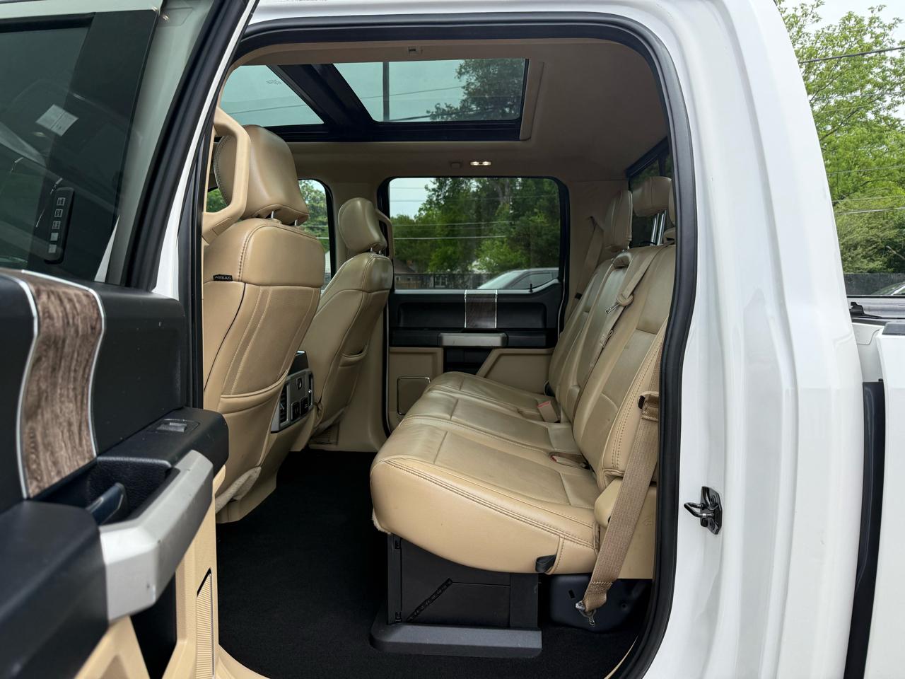 Ford Super Duty F-250 SRW Lariat 4WD Crew Cab 6.75' Box 2019