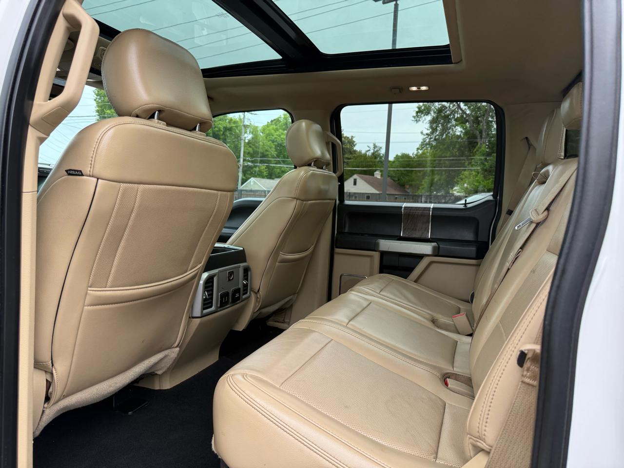 Ford Super Duty F-250 SRW Lariat 4WD Crew Cab 6.75' Box 2019