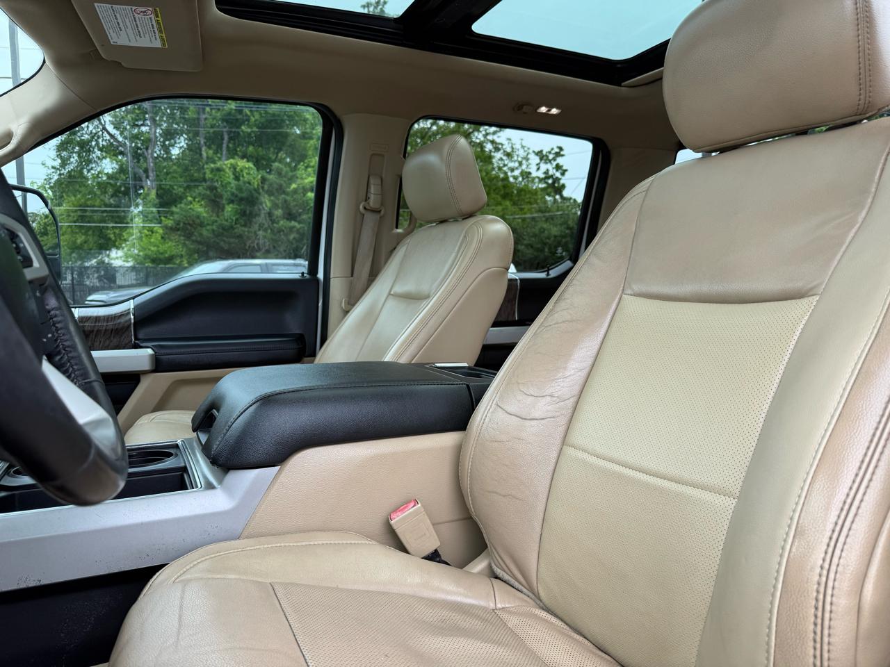 Ford Super Duty F-250 SRW Lariat 4WD Crew Cab 6.75' Box 2019
