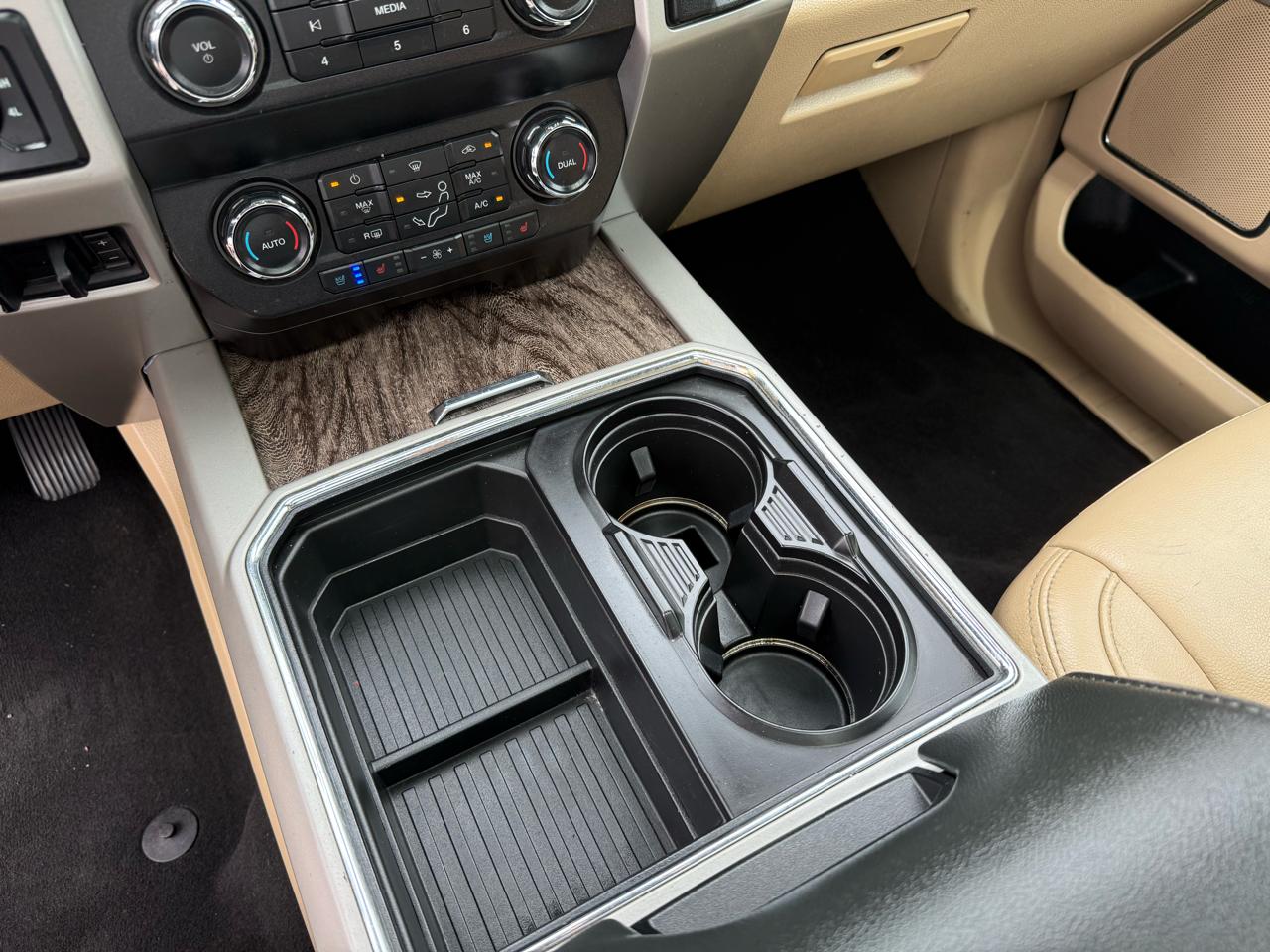 Ford Super Duty F-250 SRW Lariat 4WD Crew Cab 6.75' Box 2019