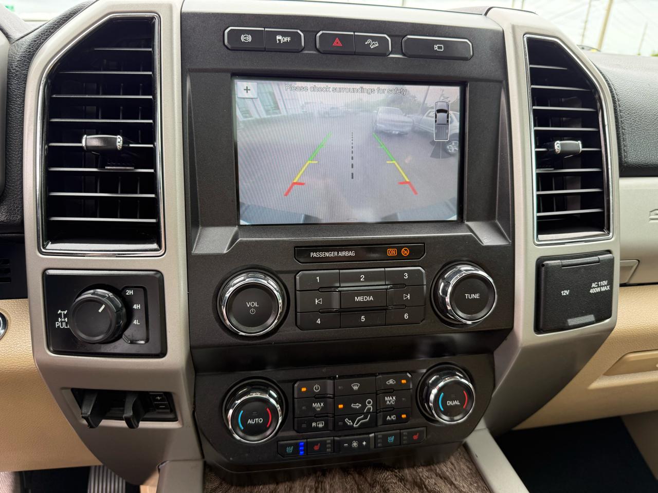 Ford Super Duty F-250 SRW Lariat 4WD Crew Cab 6.75' Box 2019