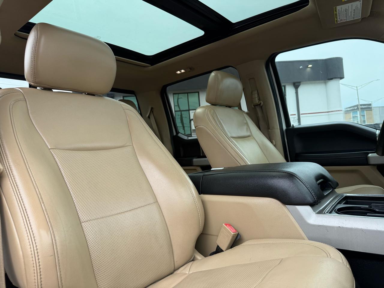 Ford Super Duty F-250 SRW Lariat 4WD Crew Cab 6.75' Box 2019