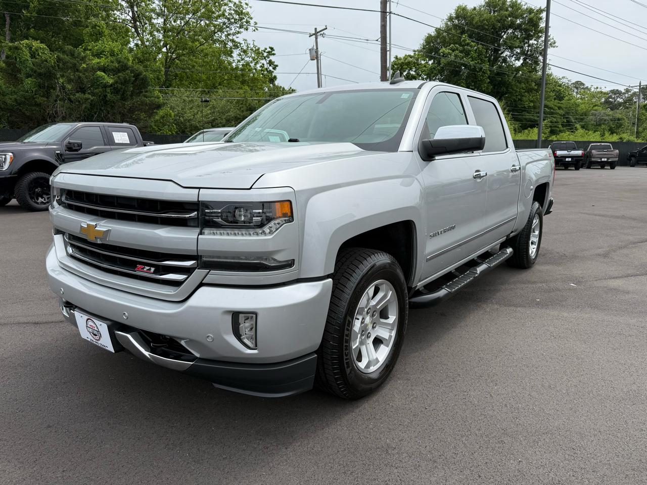Chevrolet Silverado 1500 4WD Crew Cab 143.5" LTZ w/2LZ 2018
