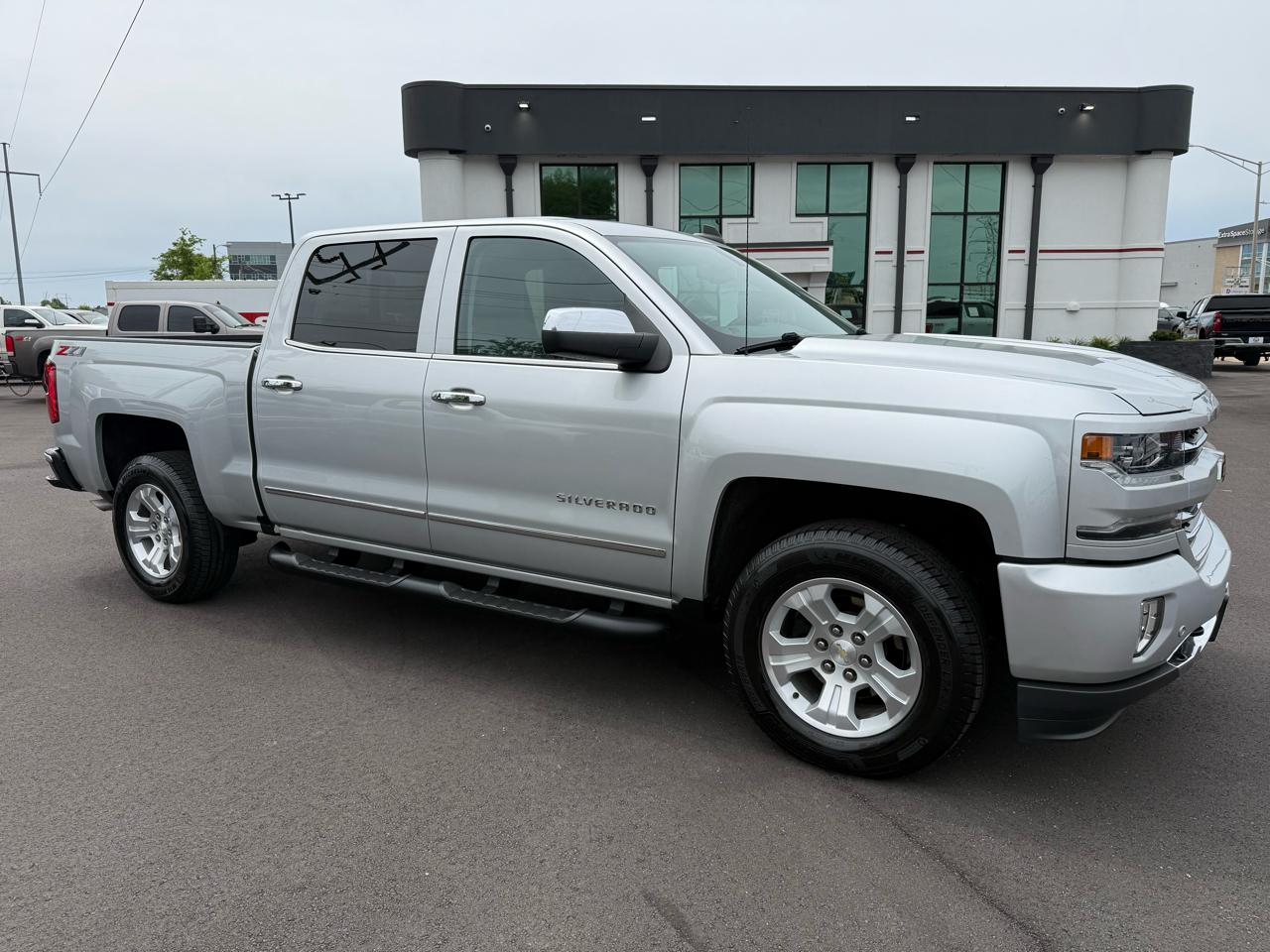 Chevrolet Silverado 1500 4WD Crew Cab 143.5" LTZ w/2LZ 2018