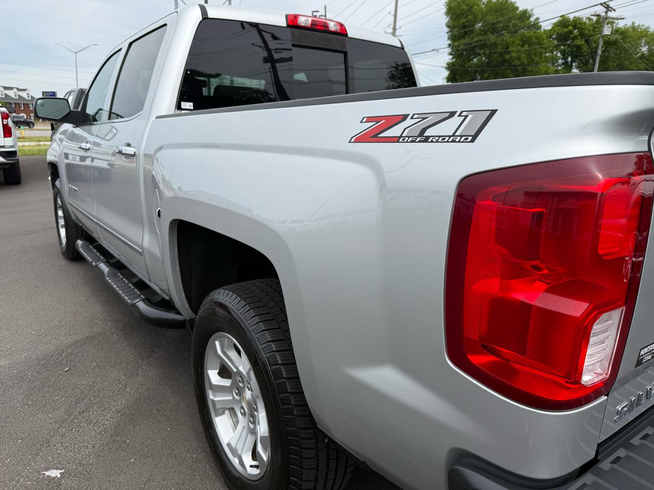 Chevrolet Silverado 1500 4WD Crew Cab 143.5" LTZ w/2LZ 2018