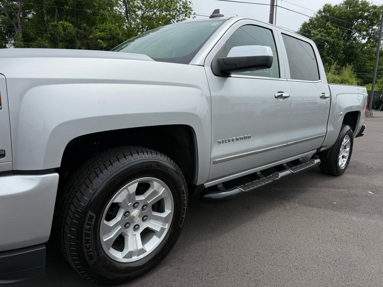 Chevrolet Silverado 1500 4WD Crew Cab 143.5" LTZ w/2LZ 2018