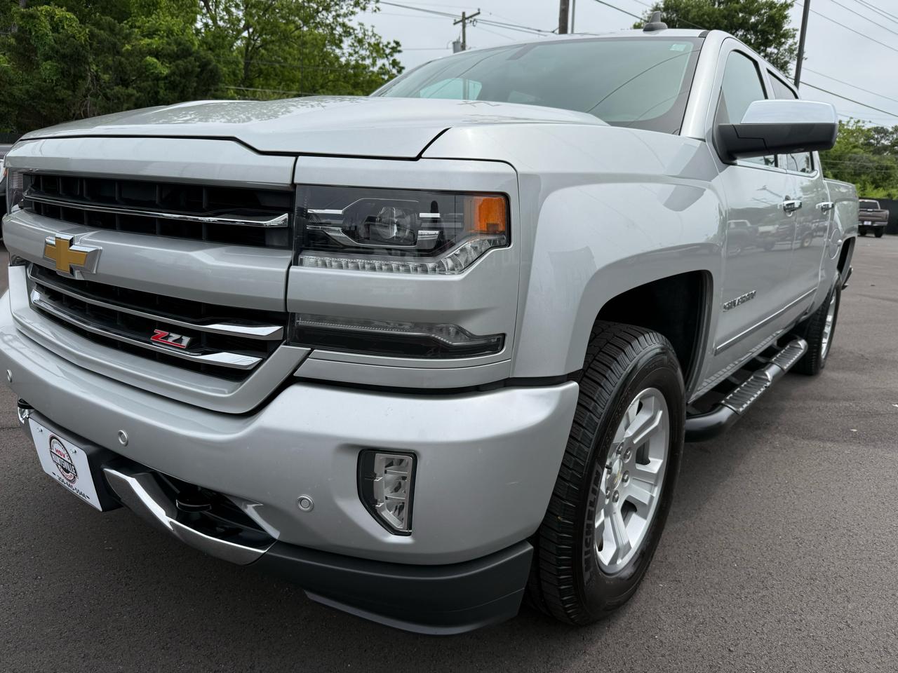 Chevrolet Silverado 1500 4WD Crew Cab 143.5" LTZ w/2LZ 2018