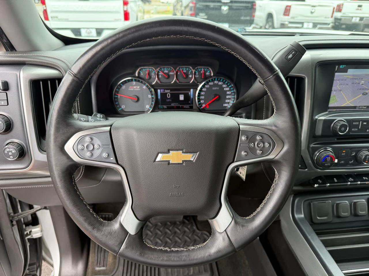 Chevrolet Silverado 1500 4WD Crew Cab 143.5" LTZ w/2LZ 2018