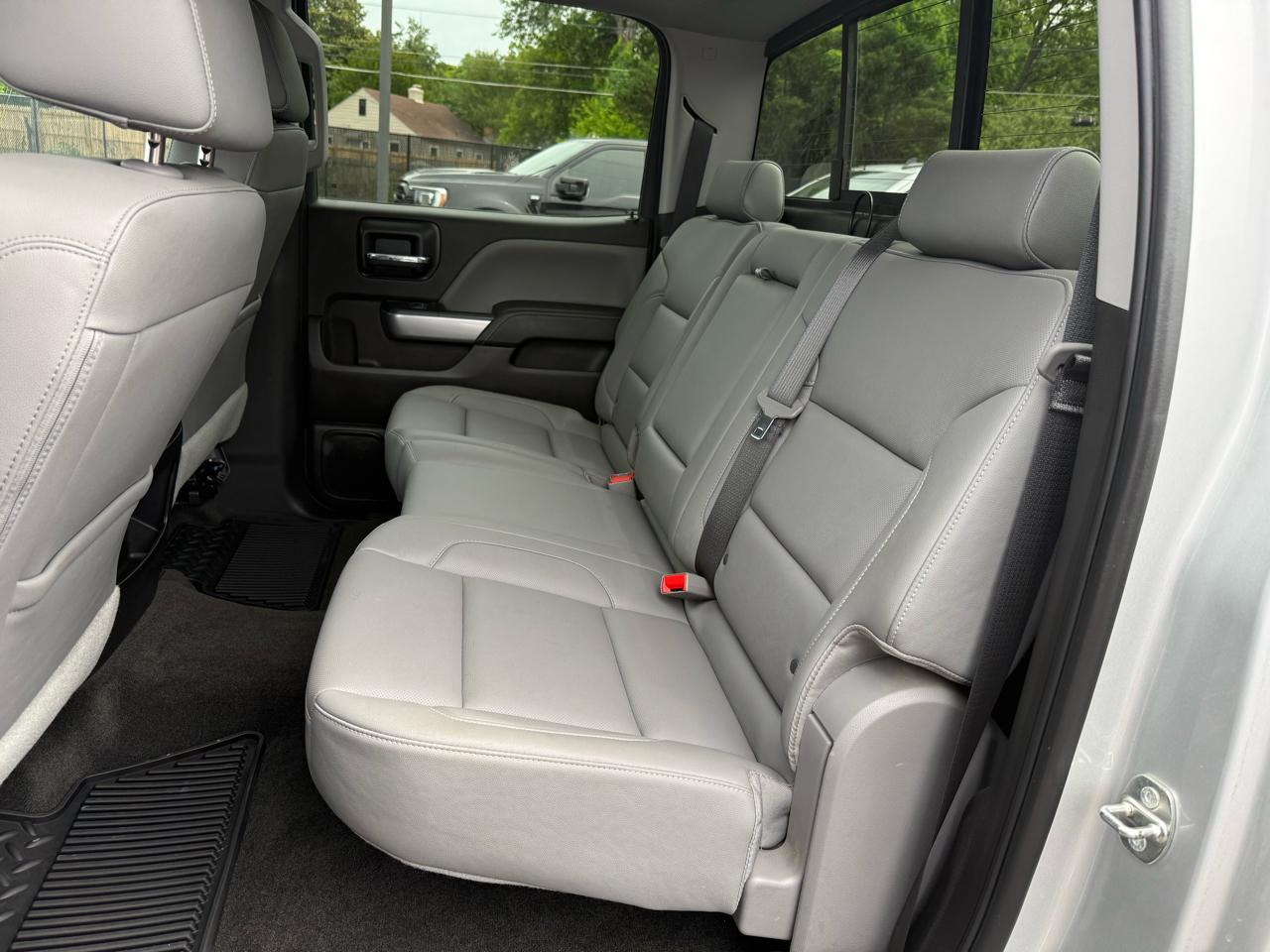 Chevrolet Silverado 1500 4WD Crew Cab 143.5" LTZ w/2LZ 2018