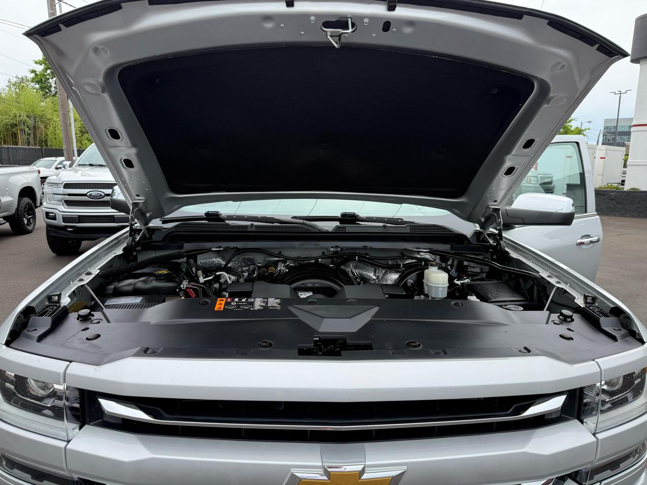 Chevrolet Silverado 1500 4WD Crew Cab 143.5" LTZ w/2LZ 2018