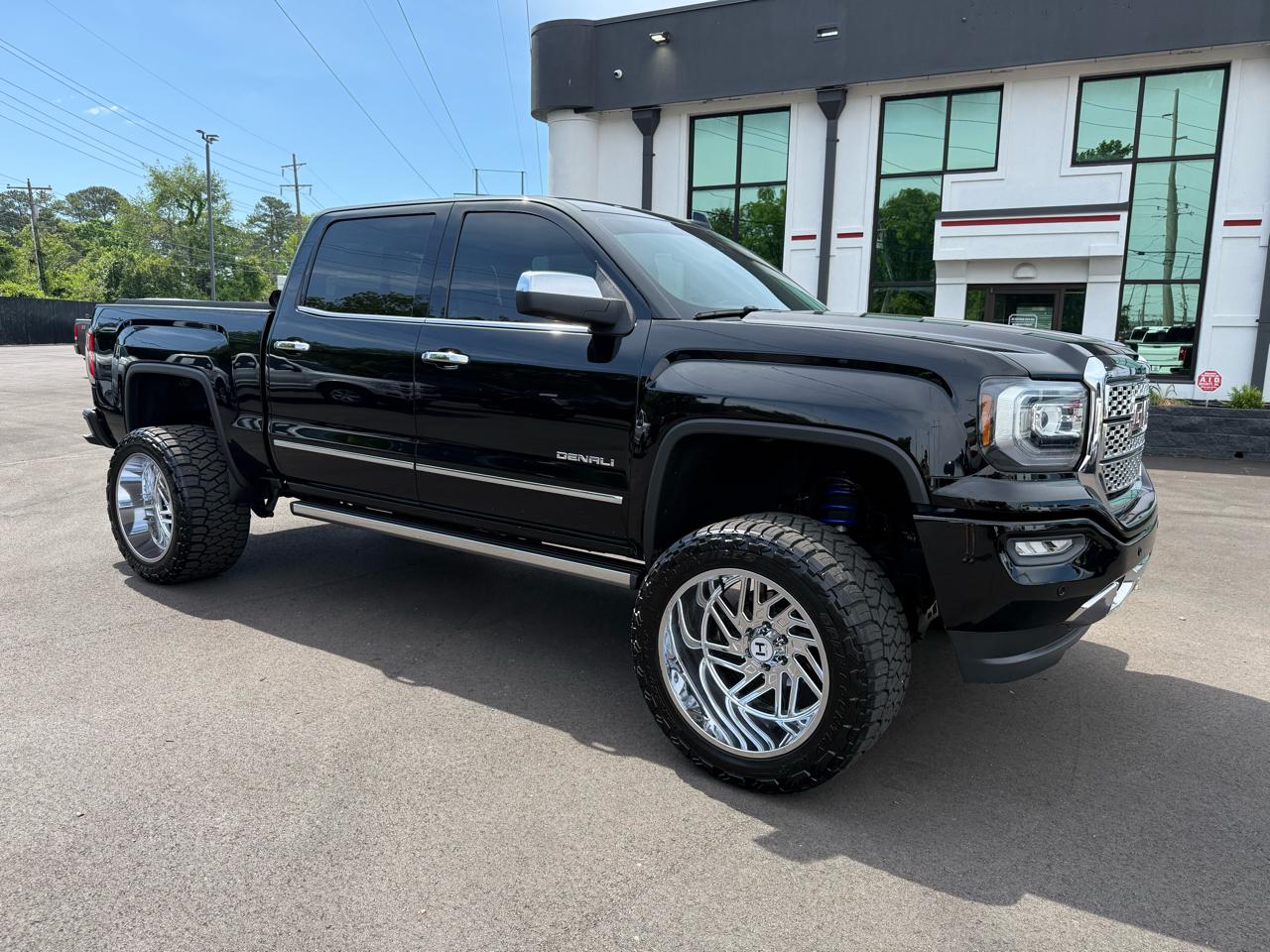GMC Sierra 1500 4WD Crew Cab 143.5" Denali 2018