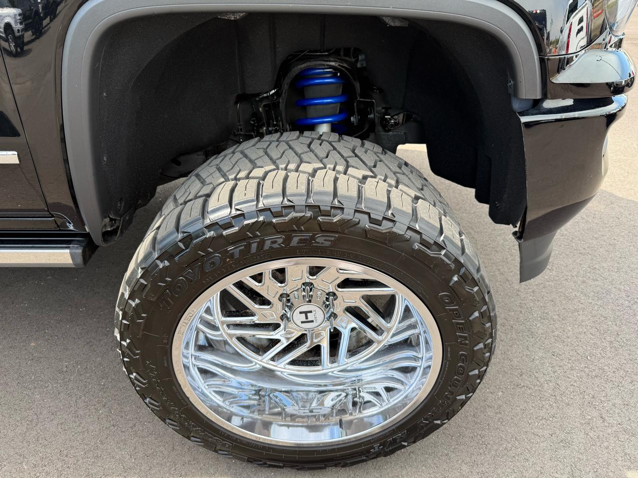 GMC Sierra 1500 4WD Crew Cab 143.5" Denali 2018