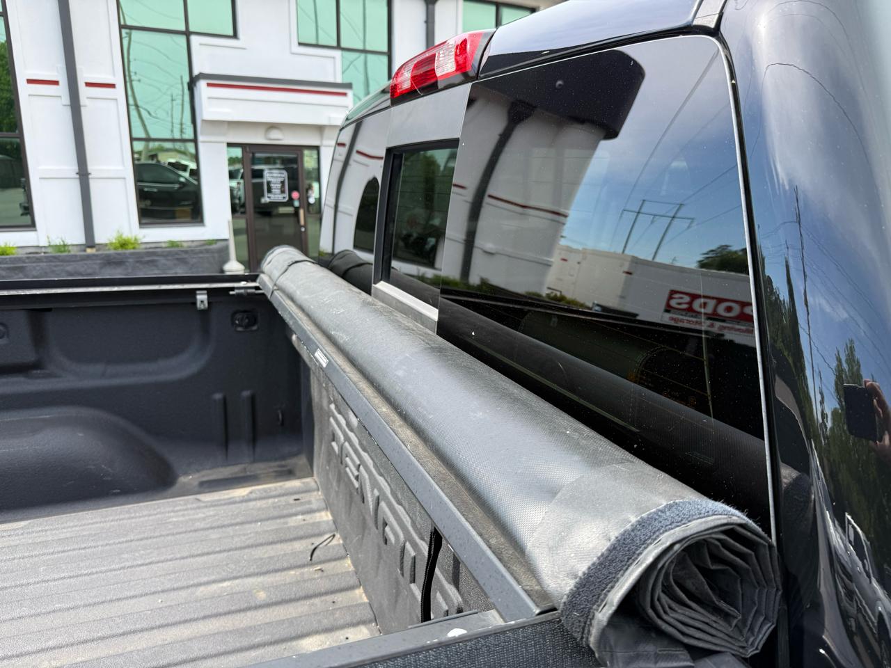 GMC Sierra 1500 4WD Crew Cab 143.5" Denali 2018