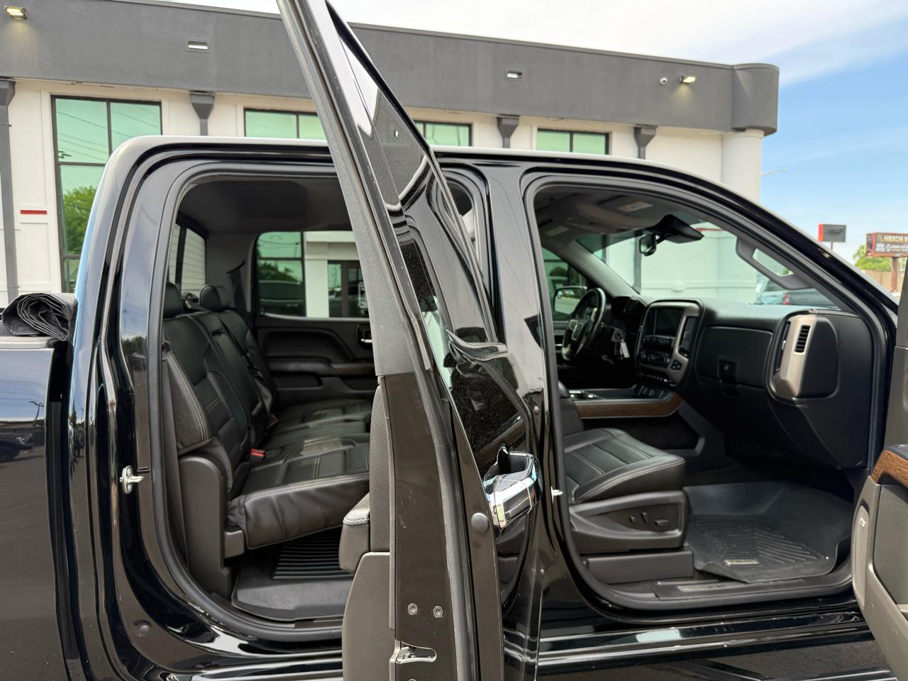 GMC Sierra 1500 4WD Crew Cab 143.5" Denali 2018