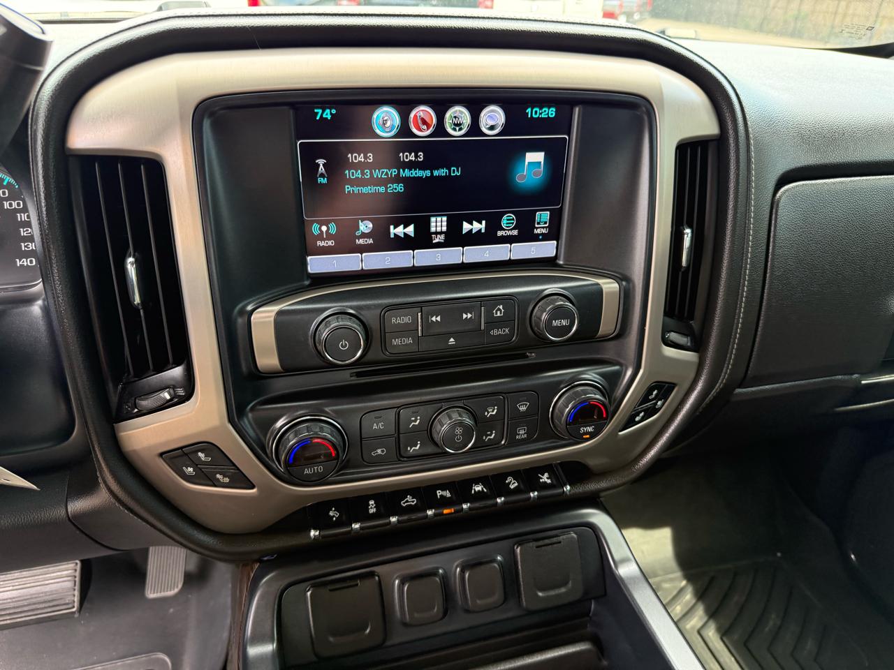 GMC Sierra 1500 4WD Crew Cab 143.5" Denali 2018