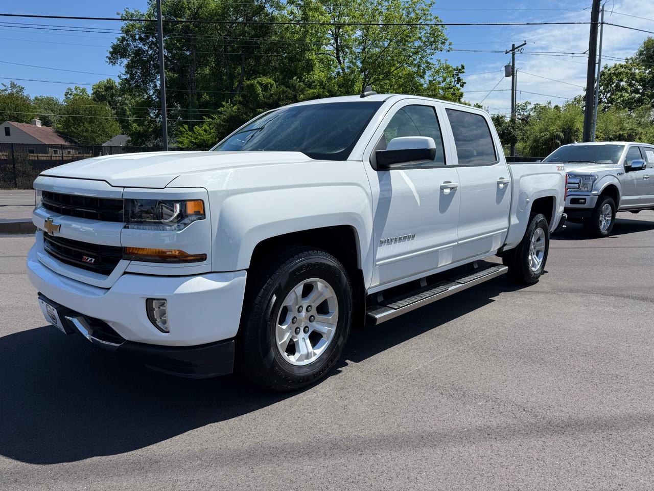 Chevrolet Silverado 1500 4WD Crew Cab 143.5" LT w/2LT 2018