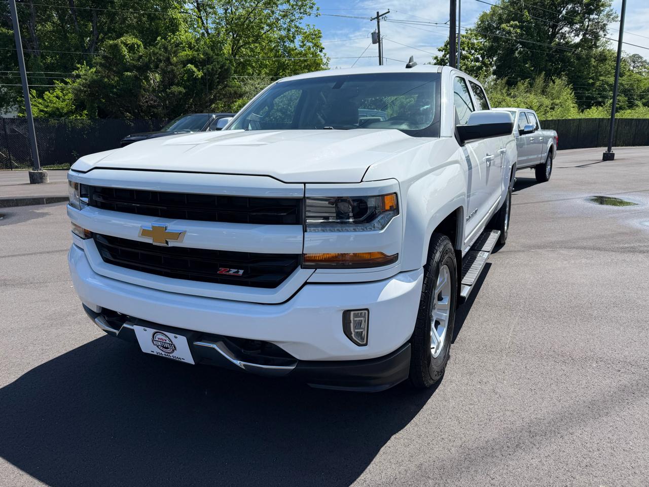 Chevrolet Silverado 1500 4WD Crew Cab 143.5" LT w/2LT 2018