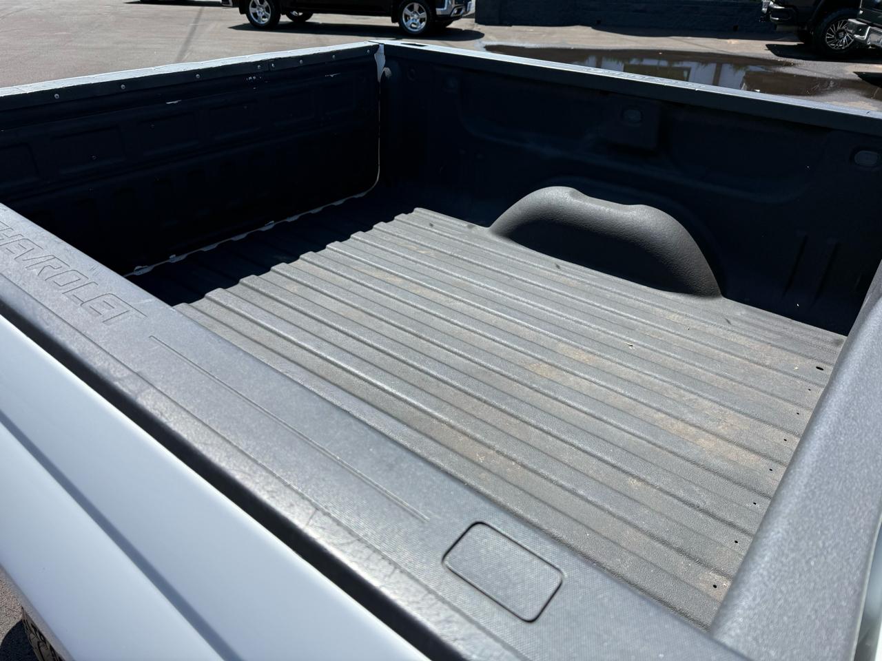 Chevrolet Silverado 1500 4WD Crew Cab 143.5" LT w/2LT 2018