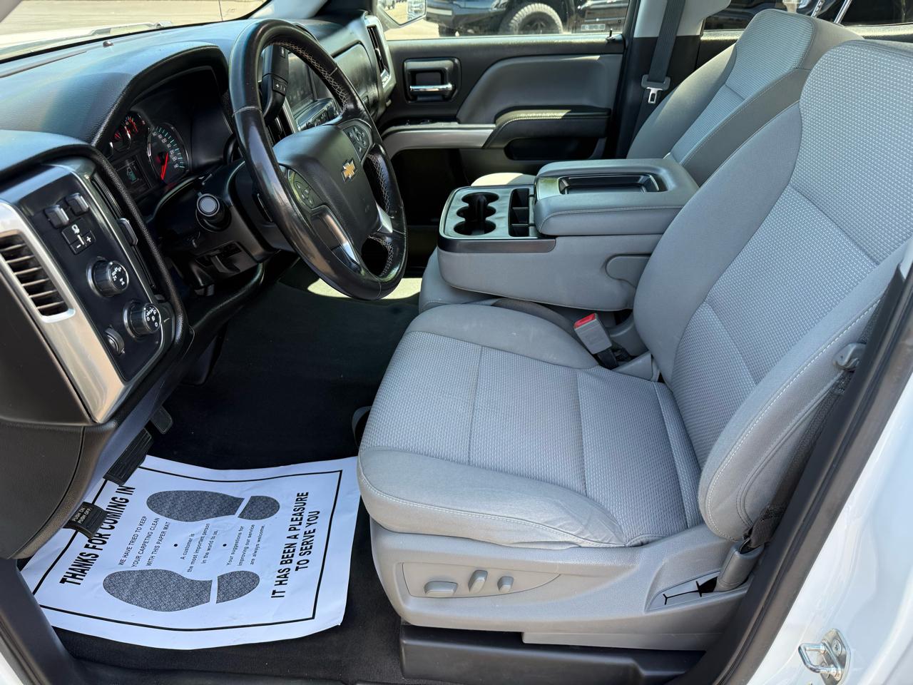 Chevrolet Silverado 1500 4WD Crew Cab 143.5" LT w/2LT 2018
