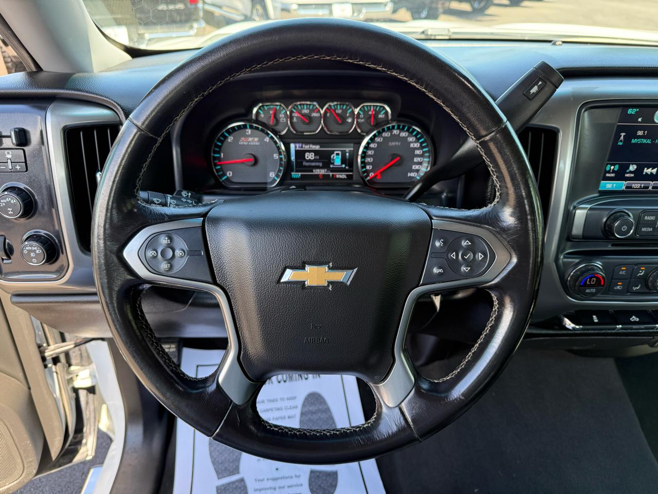 Chevrolet Silverado 1500 4WD Crew Cab 143.5" LT w/2LT 2018