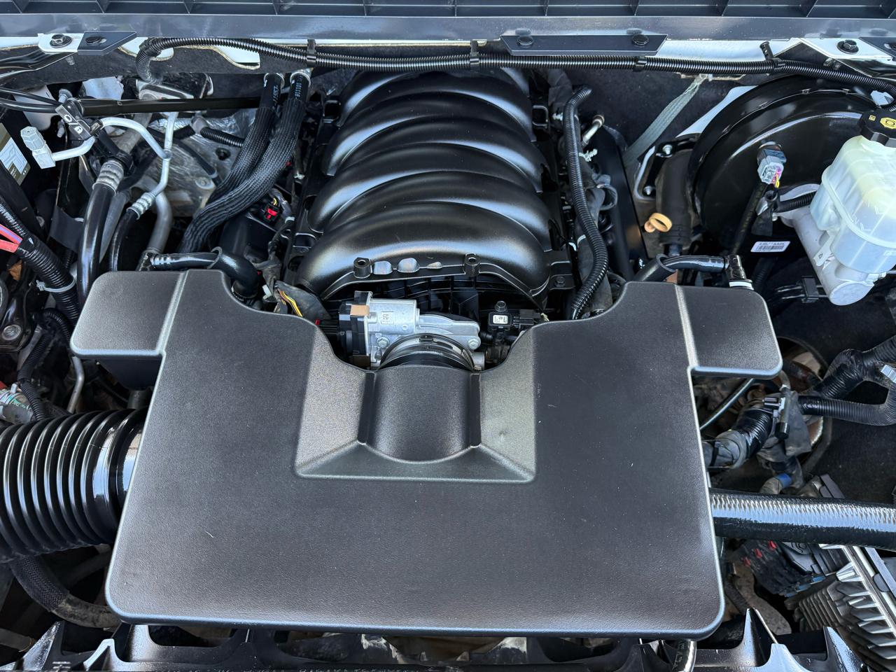 Chevrolet Silverado 1500 4WD Crew Cab 143.5" LT w/2LT 2018