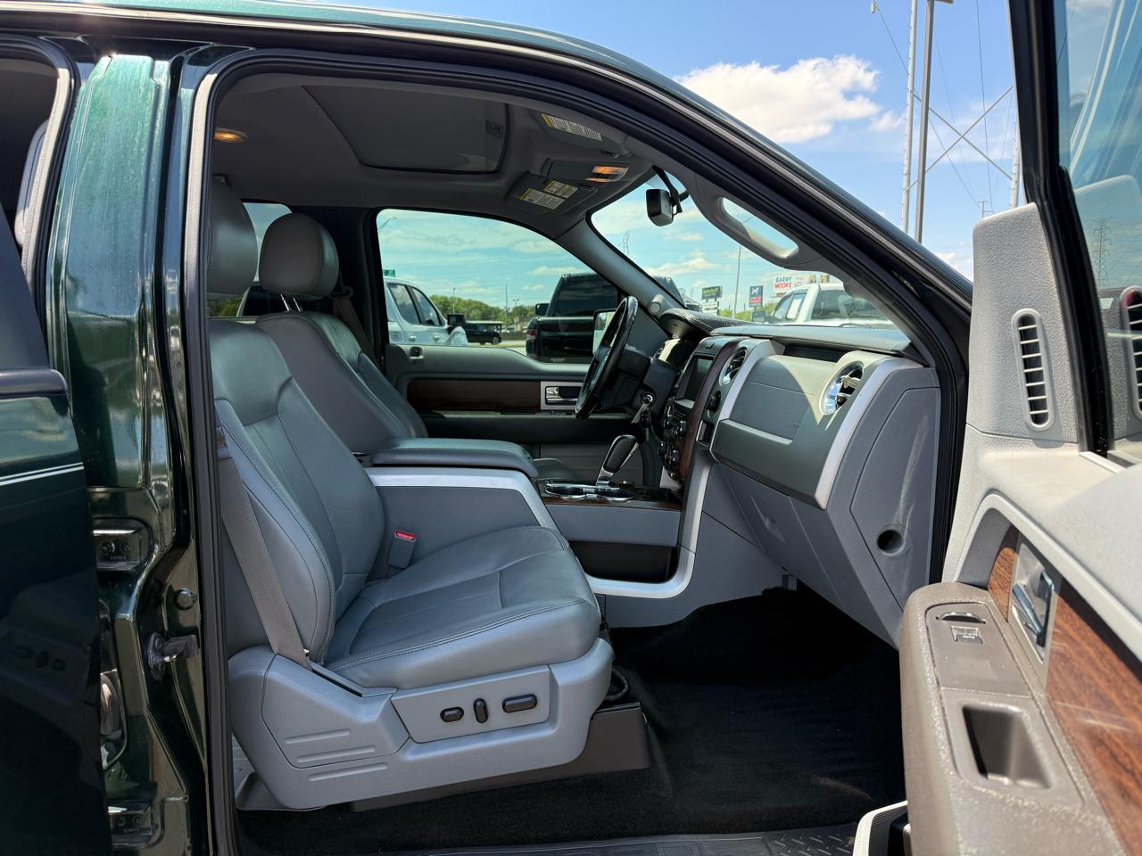 Ford F-150 4WD SuperCrew 139" Lariat 2014