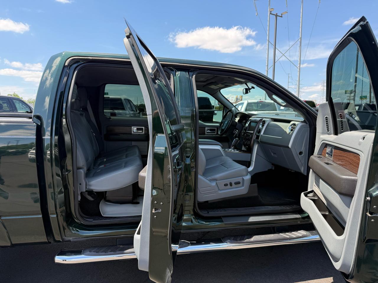 Ford F-150 4WD SuperCrew 139" Lariat 2014