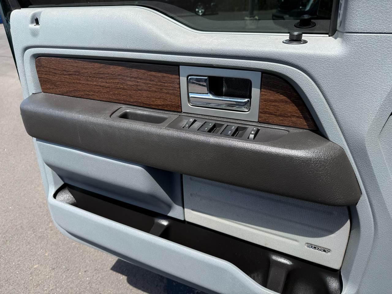 Ford F-150 4WD SuperCrew 139" Lariat 2014