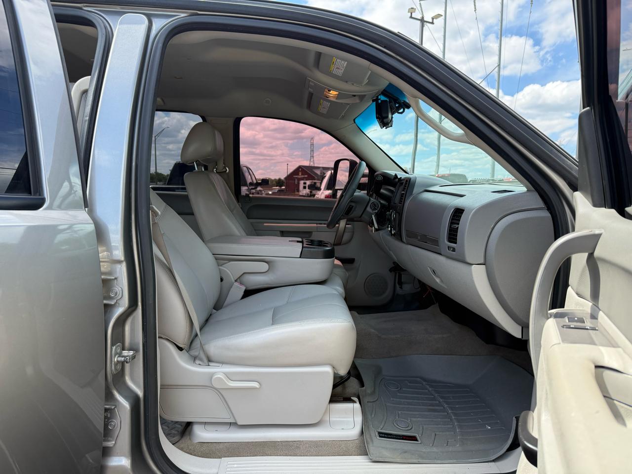Chevrolet Silverado 2500HD 4WD Crew Cab 153.7" LT 2013
