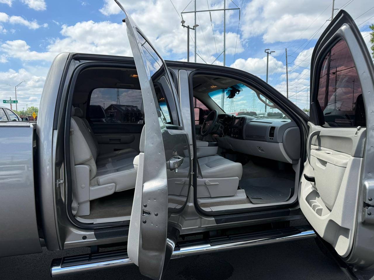 Chevrolet Silverado 2500HD 4WD Crew Cab 153.7" LT 2013