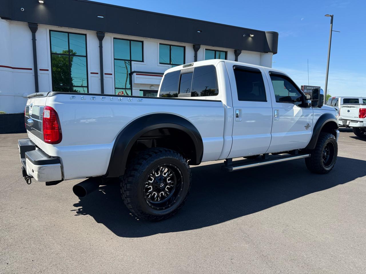 Ford Super Duty F-250 SRW Platinum 4WD Crew Cab 6.75' Box 2015