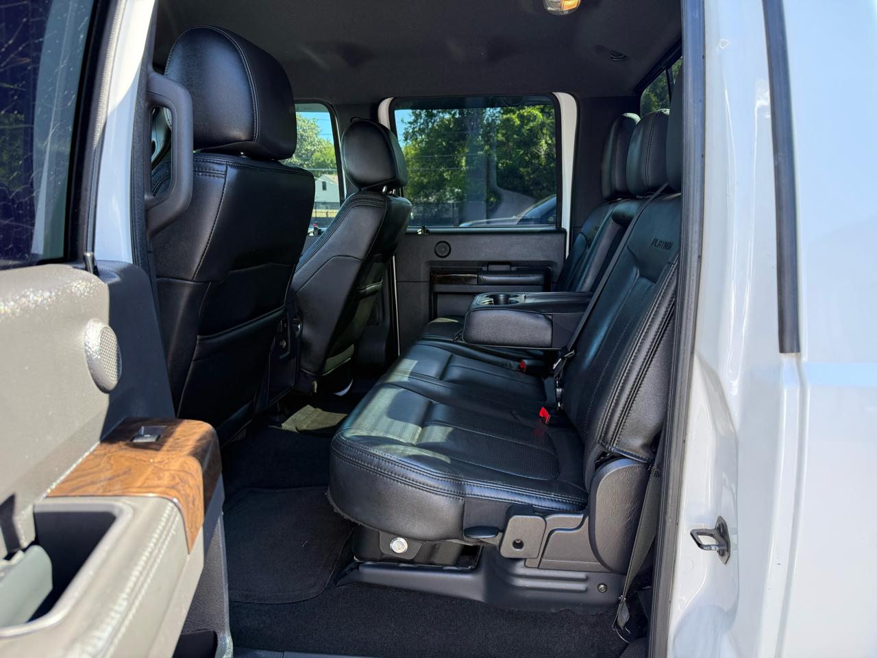 Ford Super Duty F-250 SRW Platinum 4WD Crew Cab 6.75' Box 2015