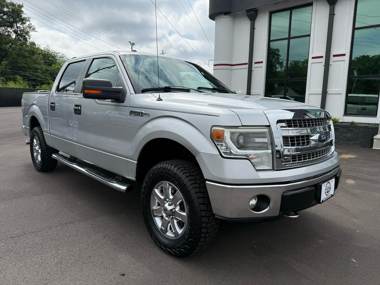Ford F-150 4WD SuperCrew 139" XLT 2014