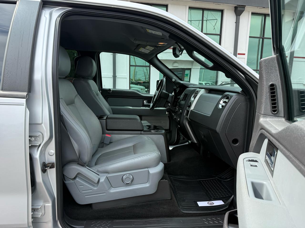 Ford F-150 4WD SuperCrew 139" XLT 2014